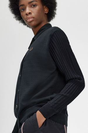 
            
                Load image into Gallery viewer, Fred Perry K6101 Cardigan
            
        