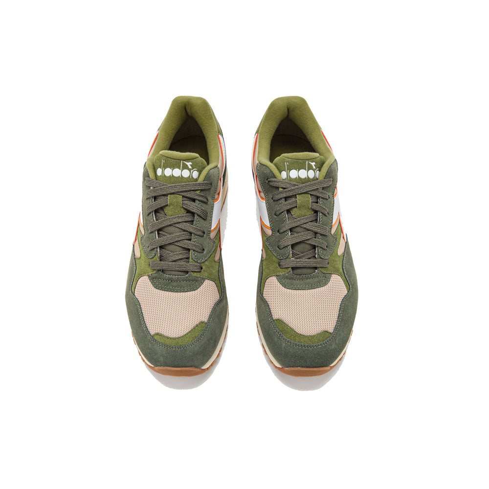 
            
                Load image into Gallery viewer, Diadora N902 Trainer
            
        
