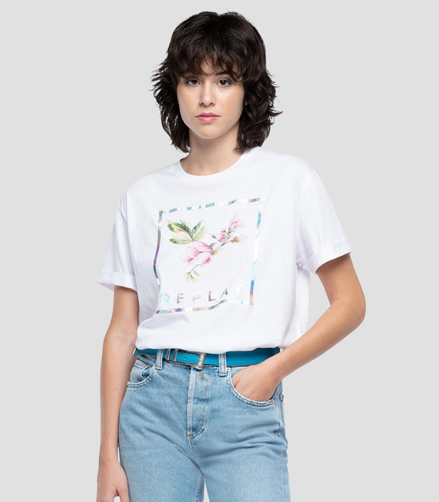 
            
                Load image into Gallery viewer, Replay W3232M Flower Print T-Shirt
            
        