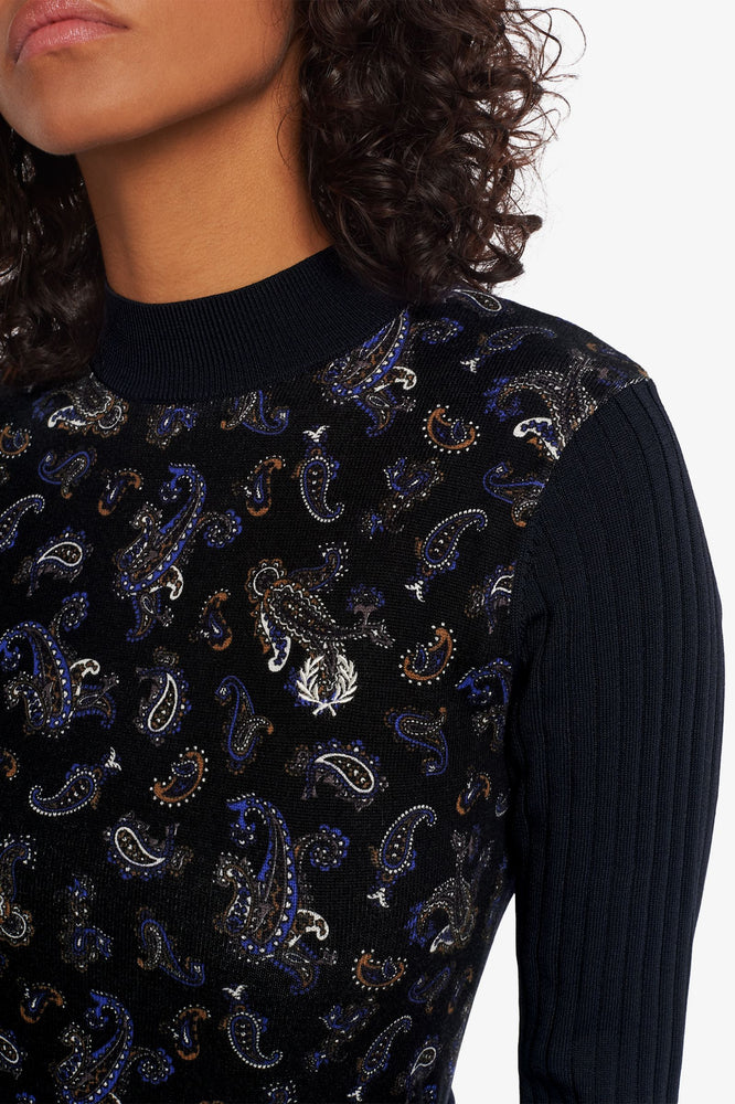
            
                Load image into Gallery viewer, Fred Perry K3107 Paisley Print Jumper
            
        