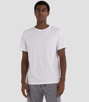 
            
                Load image into Gallery viewer, Replay M6450 Essential T-Shirt
            
        
